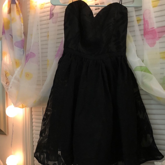 Guess Los Angeles Strapless Black Flower Dress - Picture 3 of 11